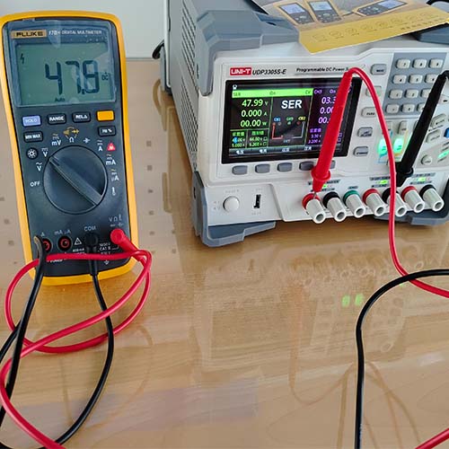 福禄克17B+数字万用表维修检测
